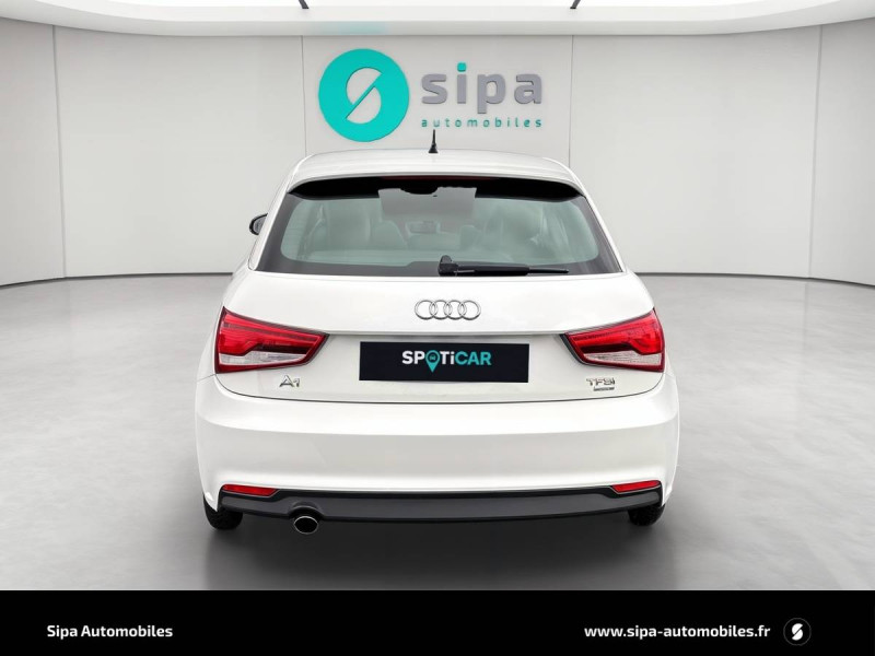 Audi A1 Sportback A1 Sportback 1.0 TFSI ultra 95 S tronic 7 S line 5p 2016 - photo n°4 Audi A1 Sportback A1 Sportback 1.0 TFSI ultra 95 S tronic 7 S line 5p  occasion à Mérignac - photo n°4