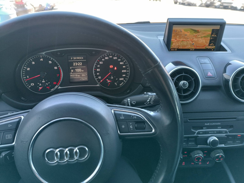 Audi A1 Sportback A1 Sportback 1.4 TFSI 122 Ambition Luxe 5p  occasion  Aurillac - photo n11