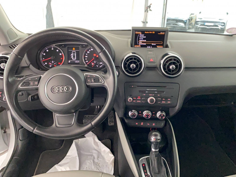 Audi A1 Sportback A1 Sportback 1.4 TFSI 122 Ambition Luxe S tronic 5p  occasion  Toulouse - photo n5