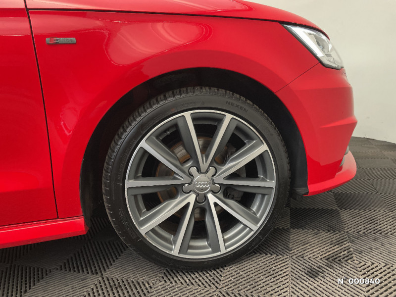 Audi A1 Sportback A1 Sportback 1.4 TFSI 125 S tronic 7 S line  occasion  Amiens - photo n8
