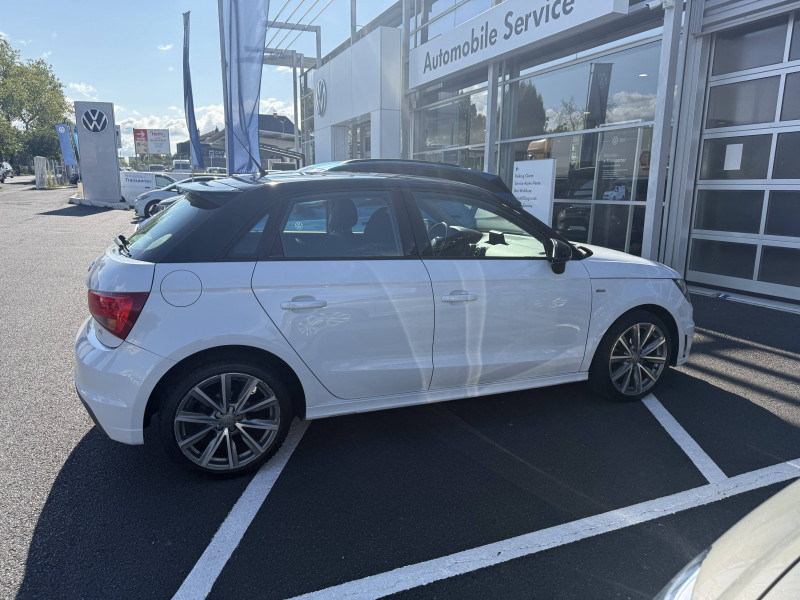 Audi A1 Sportback A1 Sportback 1.6 TDI 90 Attraction 5p  occasion  Aurillac - photo n8