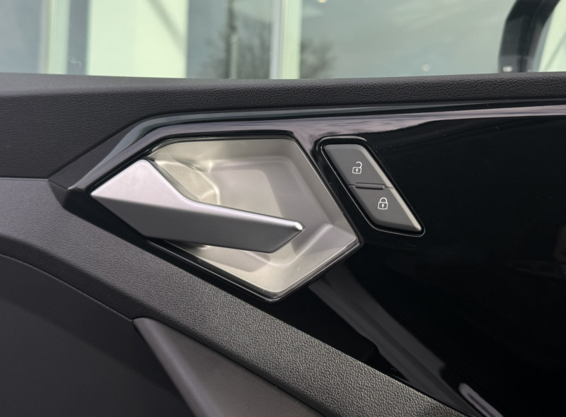 Audi A1 Sportback A1 Sportback 25 TFSI 95 ch BVM5 Advanced 5p  occasion &agrave; Onet-le-Ch�teau - photo n&deg;7