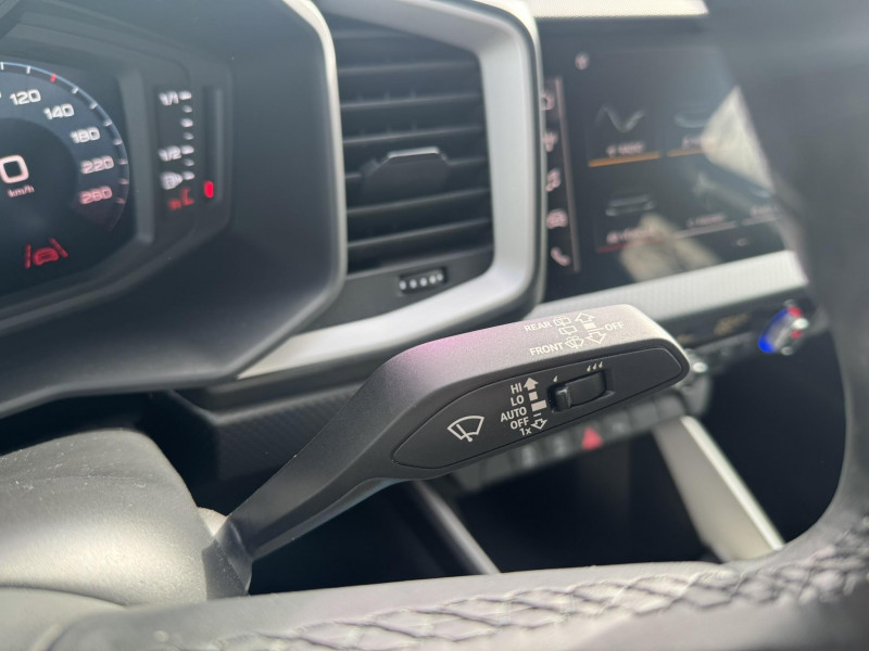 Audi A1 Sportback A1 Sportback 25 TFSI 95 ch BVM5 Advanced 5p  occasion &agrave; Onet-le-Ch�teau - photo n&deg;11