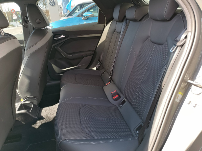 Audi A1 Sportback A1 Sportback 25 TFSI 95 ch S tronic 7 S Line 5p  occasion  Aurillac - photo n16