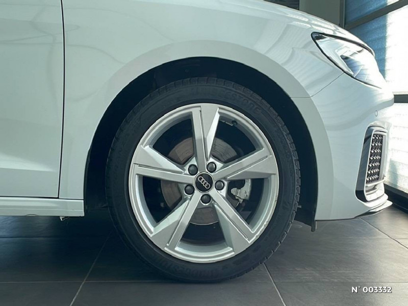 Audi A1 Sportback A1 Sportback 30 TFSI 110 ch S tronic 7 Avus  occasion � Mareuil-l�s-Meaux - photo n�4