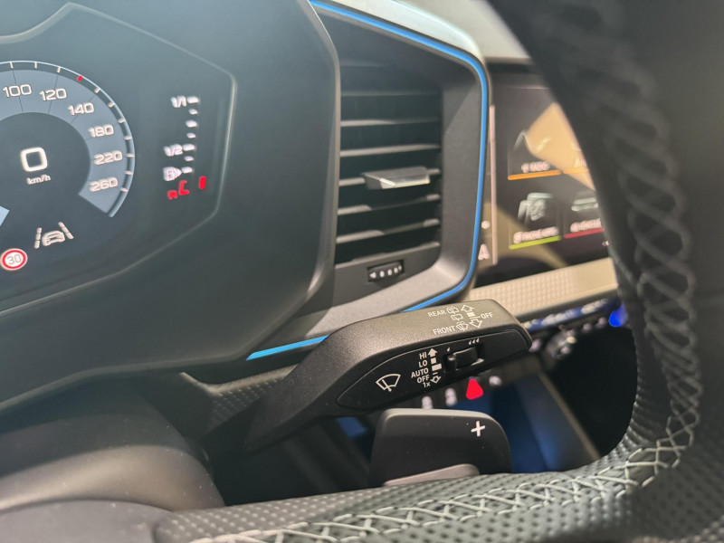Audi A1 Sportback A1 Sportback 30 TFSI 116 ch S tronic 7 S Line 5p  occasion � Onet-le-Ch�teau - photo n�7