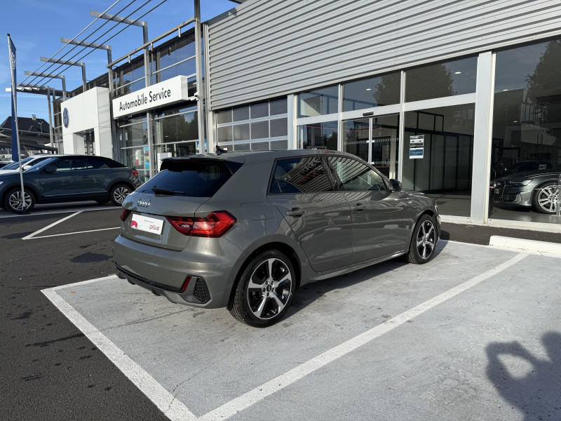 Audi A1 Sportback A1 Sportback 30 TFSI 116 ch S tronic 7 S Line 5p  occasion  Aurillac - photo n5