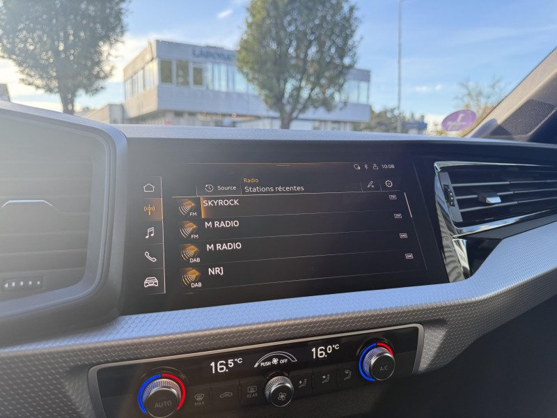 Audi A1 Sportback A1 Sportback 30 TFSI 116 ch S tronic 7 S Line 5p  occasion  Aurillac - photo n14
