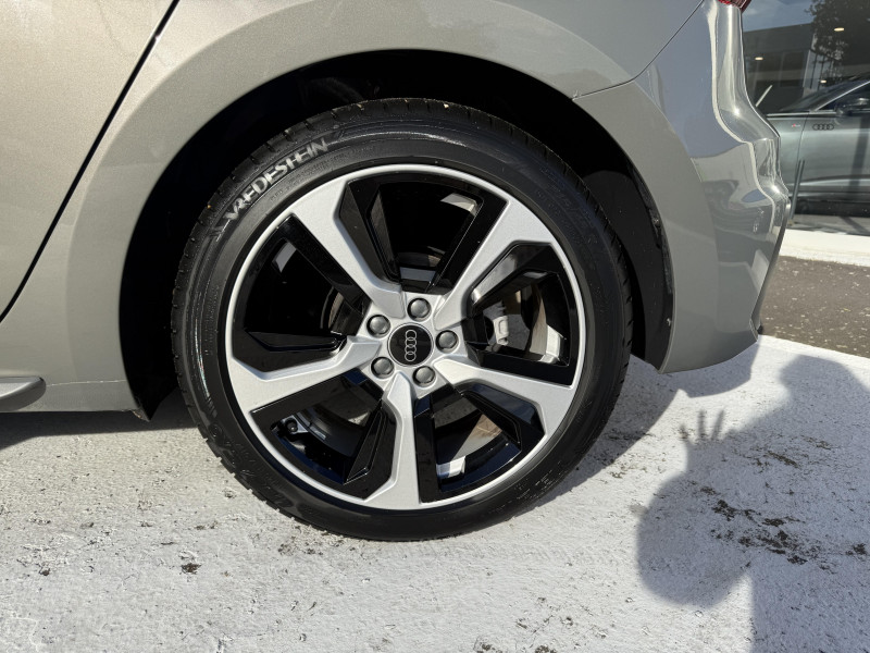 Audi A1 Sportback A1 Sportback 30 TFSI 116 ch S tronic 7 S Line 5p  occasion  Aurillac - photo n9