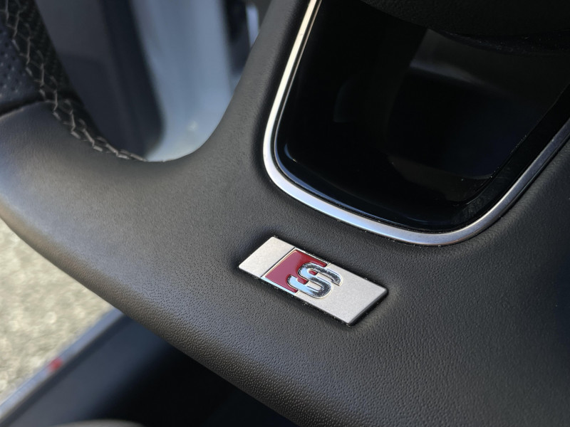 Audi A1 Sportback A1 Sportback 30 TFSI 116 ch S tronic 7 S Line Plus 5p  occasion � Onet-le-Ch�teau - photo n�6