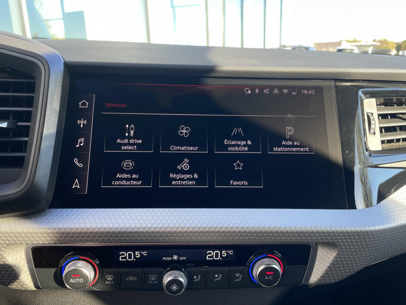 Audi A1 Sportback A1 Sportback 30 TFSI 116 ch S tronic 7 S Line Plus 5p  occasion � Onet-le-Ch�teau - photo n�11