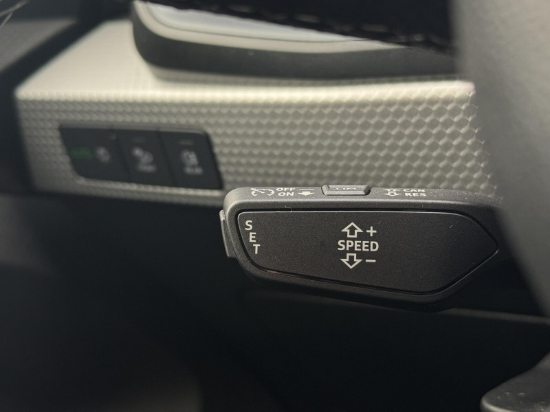 Audi A1 Sportback A1 Sportback 30 TFSI 116 ch S tronic 7 S Line Plus 5p  occasion &agrave; Onet-le-Ch�teau - photo n&deg;16