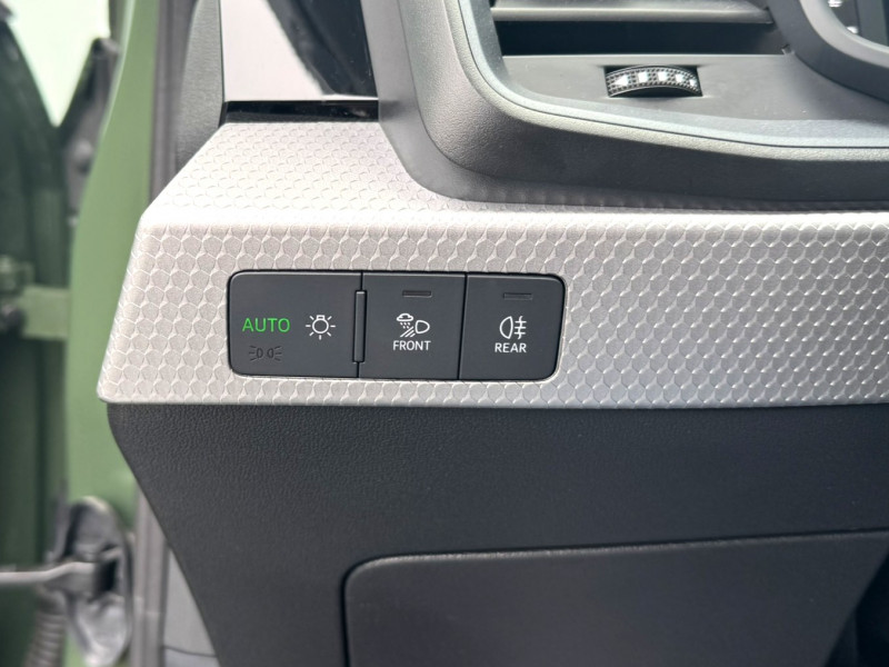 Audi A1 Sportback A1 Sportback 30 TFSI 116 ch S tronic 7 S Line Plus 5p  occasion &agrave; Onet-le-Ch�teau - photo n&deg;8