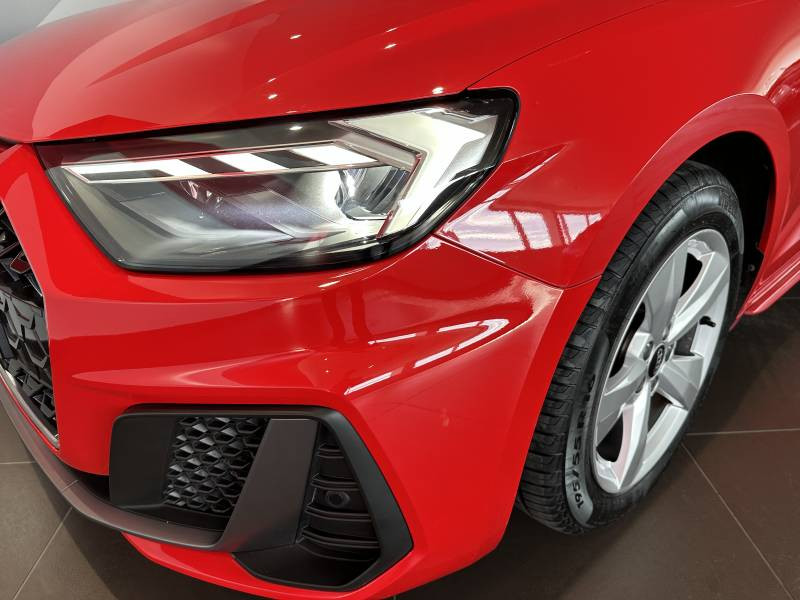 Audi A1 Sportback Sportback 30 TFSI 110 ch BVM6 S line  occasion à ROISSY-EN-France - photo n°8