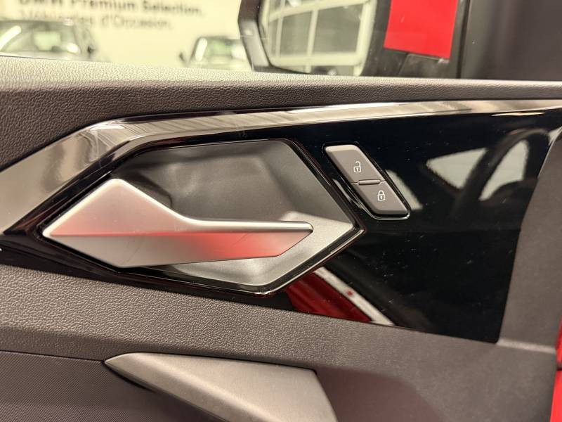 Audi A1 Sportback Sportback 30 TFSI 110 ch BVM6 S line  occasion � Brive-la-Gaillarde - photo n�9