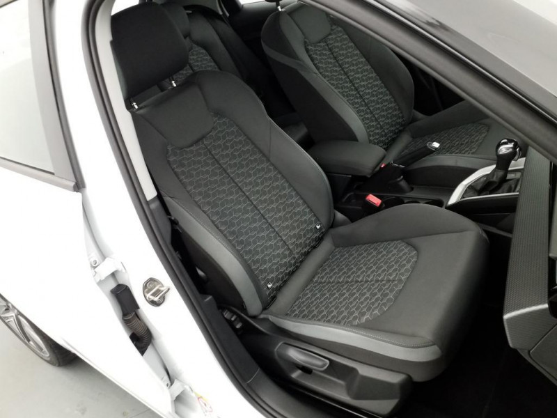 Audi A1 Sportback sportback 30 TFSI 110 ch S tronic 7 Advanced 2  occasion  Bziers - photo n9