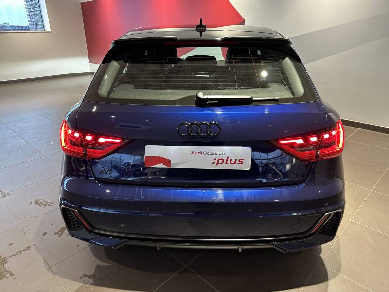 Audi A1 Sportback Sportback 30 TFSI 110 ch S tronic 7 S line  occasion  ROISSY-EN-France - photo n3
