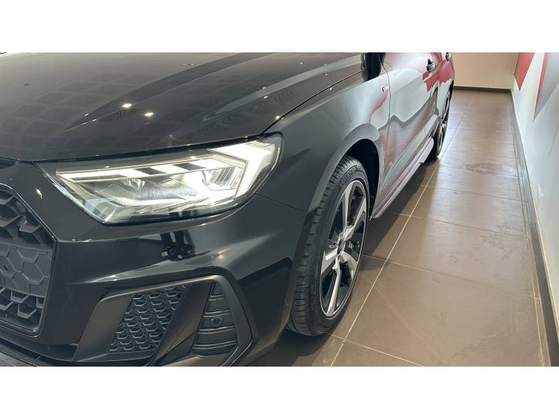 Audi A1 Sportback Sportback 30 TFSI 110 ch S tronic 7 S line  occasion  ROISSY-EN-France - photo n8