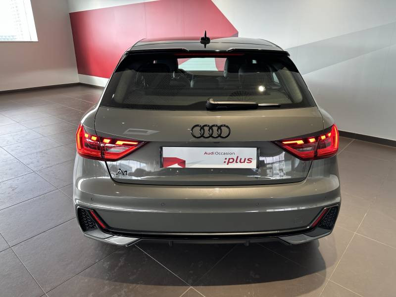 Audi A1 Sportback Sportback 30 TFSI 110 ch S tronic 7 S line  occasion  ROISSY-EN-France - photo n3