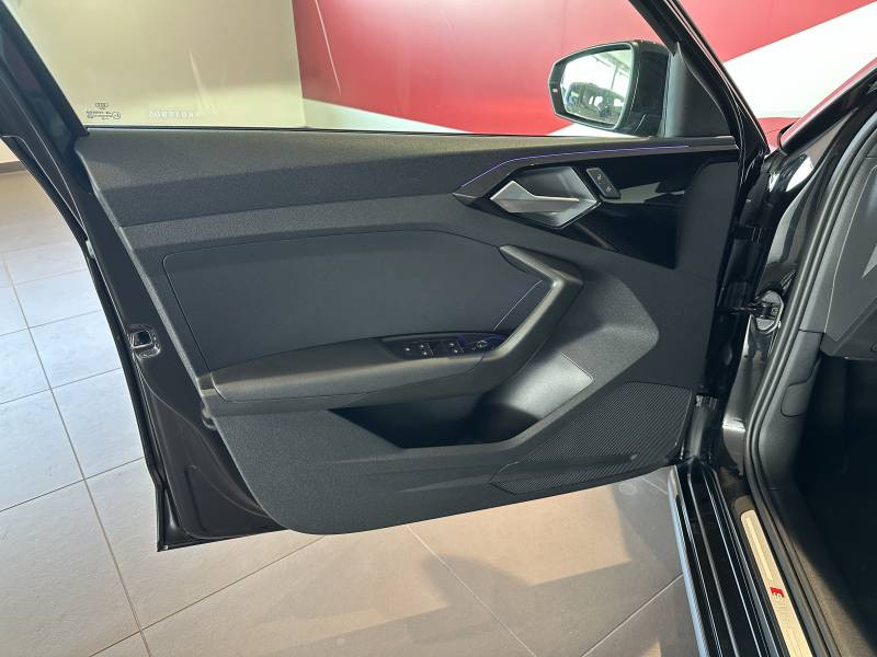 Audi A1 Sportback Sportback 30 TFSI 110 ch S tronic 7 S line  occasion  ROISSY-EN-France - photo n9