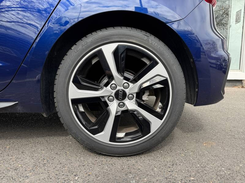 Audi A1 Sportback Sportback 30 TFSI 110 ch S tronic 7 S line  occasion  NANTERRE - photo n10