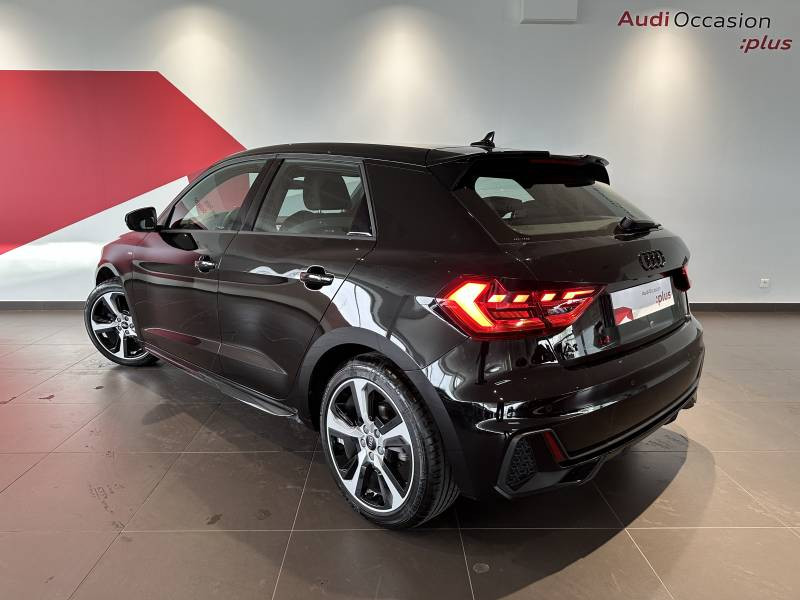 Audi A1 Sportback Sportback 30 TFSI 110 ch S tronic 7 S line  occasion  ROISSY-EN-France - photo n4