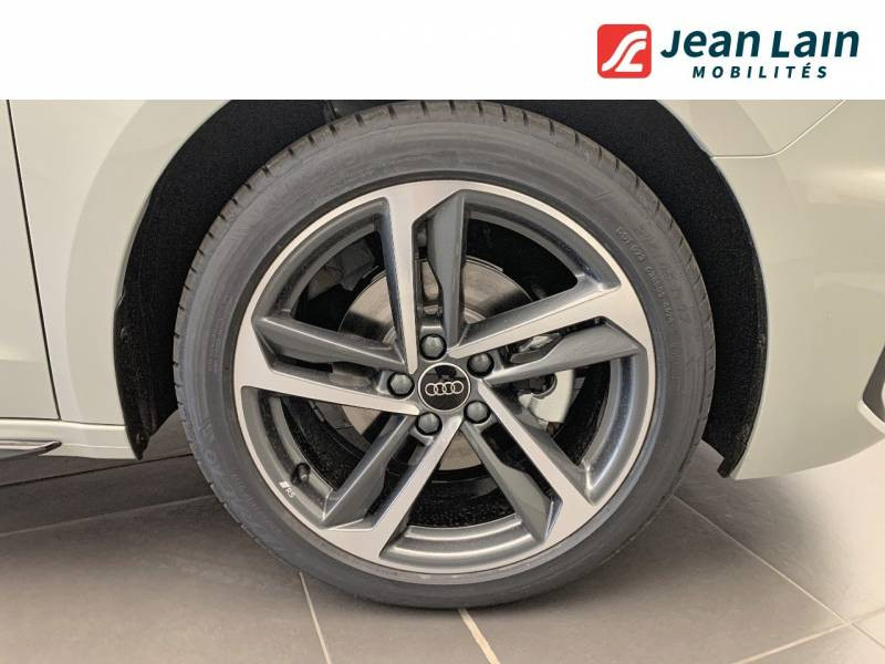 Audi A1 Sportback Sportback 30 TFSI 116 ch S tronic 7 S line Plus  occasion  Ville-la-Grand - photo n9