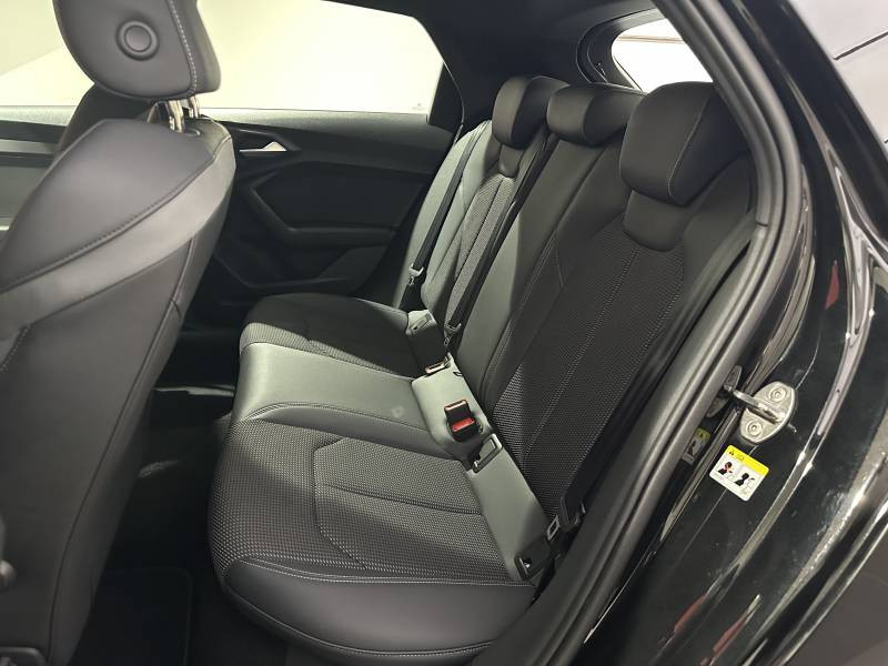 Audi A1 Sportback Sportback 30 TFSI 116 ch S tronic 7 S line  occasion  SAINT-OUEN - photo n9