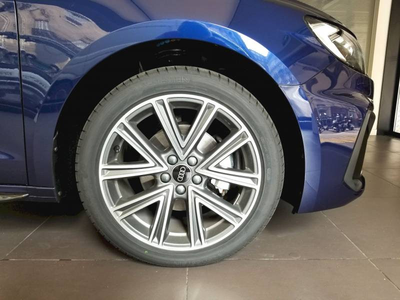 Audi A1 Sportback Sportback 30 TFSI 116 ch S tronic 7 S line  occasion  Paris - photo n4