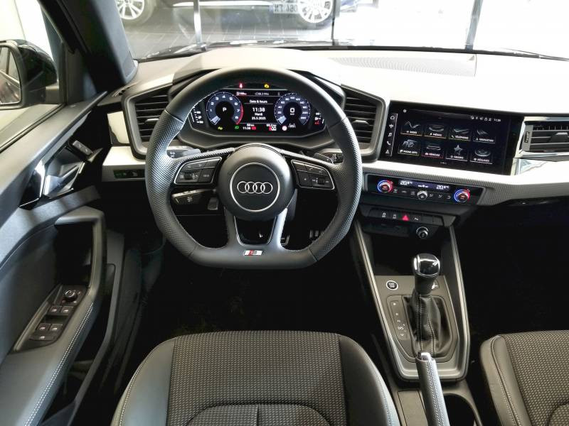 Audi A1 Sportback Sportback 30 TFSI 116 ch S tronic 7 S line  occasion  Paris - photo n9