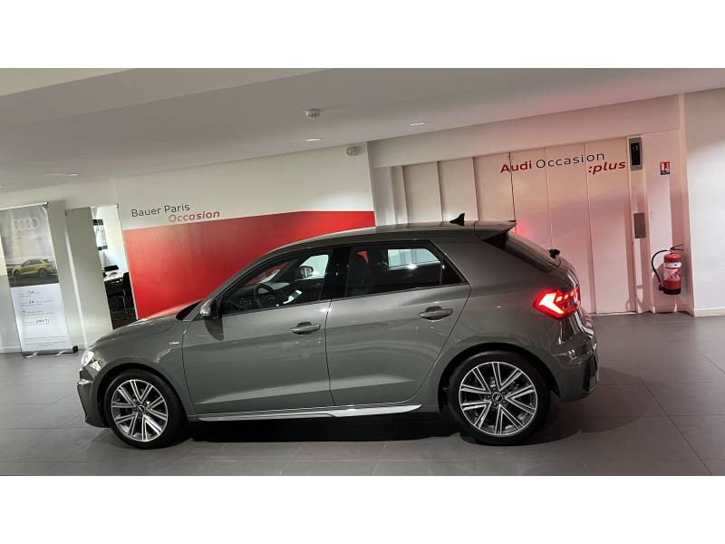 Audi A1 Sportback Sportback 35 TFSI 150 ch S tronic 7 S line  occasion à NANTERRE - photo n°2