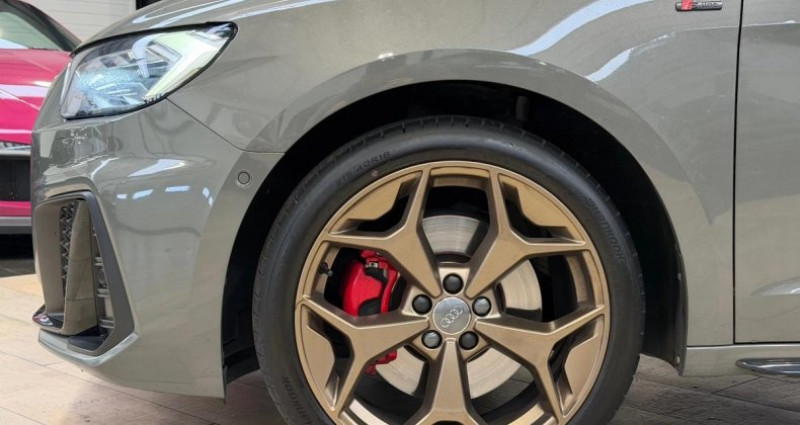 Audi A1 Sportback Sportback 40 TFSI 2.0 200 S Line Edition One S-Tronic  occasion  Saint Denis En Val - photo n6