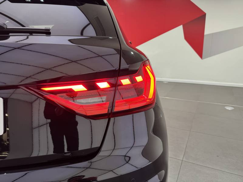 Audi A1 Sportback Sportback 40 TFSI 200 ch S tronic 6 S line  occasion  SAINT-OUEN - photo n8