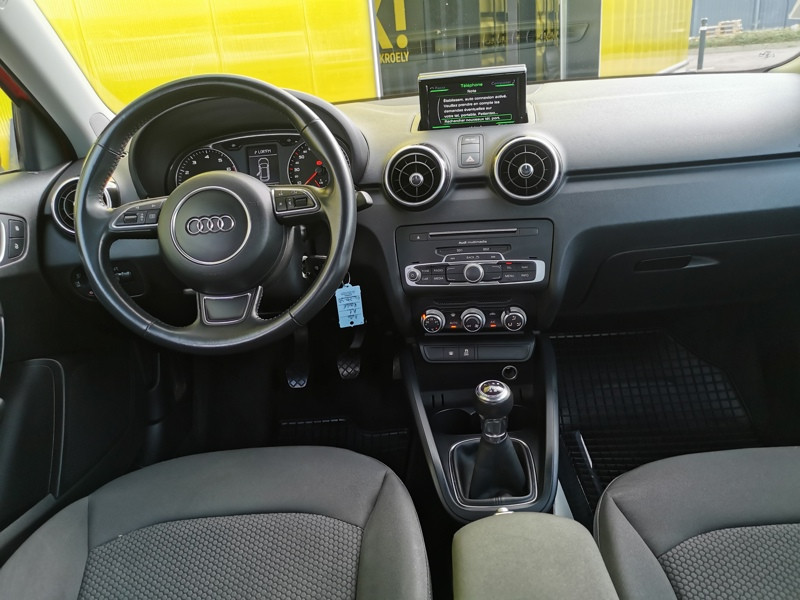 Audi A1 Sportback sportback basis 1.0 TFSI 95 ch Bluetooth Clim auto Feux  occasion  THIONVILLE - photo n5