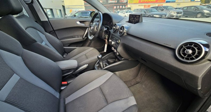Audi A1 1.4 TDI 90ch ultra S line 2017 - photo n°4 Audi A1 1.4 TDI 90ch ultra S line  occasion à Saint-Jean-de-Linières - photo n°4