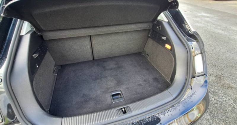 Audi A1 1.6 TDI 105ch FAP Ambition 2011 - photo n°5 Audi A1 1.6 TDI 105ch FAP Ambition  occasion à Mortagne-sur-Sèvre - photo n°5