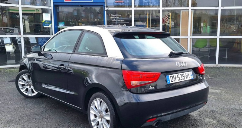 Audi A1 1.6 TDI 105ch FAP Ambition 2011 - photo n°4 Audi A1 1.6 TDI 105ch FAP Ambition  occasion à Mortagne-sur-Sèvre - photo n°4