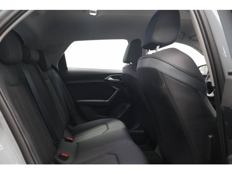 Audi A1 Allstreet 30 TFSI 110 ch S tronic 7 Design Luxe 2022 - photo n°4 Audi A1 Allstreet 30 TFSI 110 ch S tronic 7 Design Luxe  occasion à Lons - photo n°4