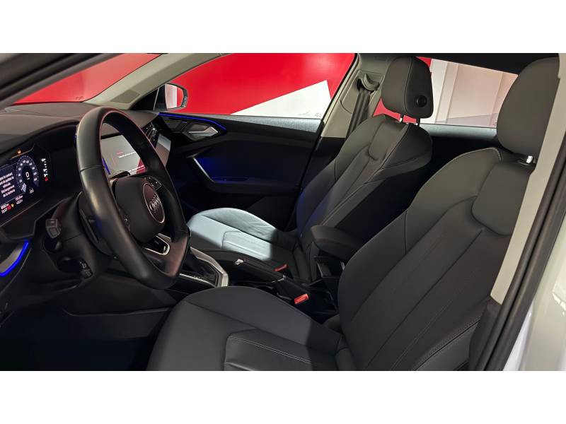 Audi A1 Citycarver 35 TFSI 150 ch S tronic 7 Design Luxe  occasion  Paris - photo n4