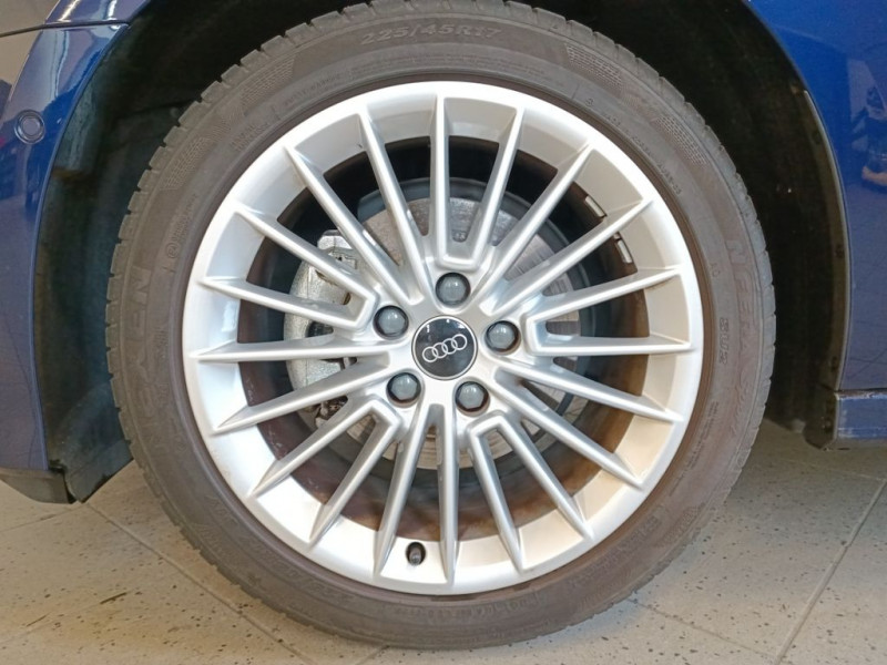 Audi A3 Berline 35 TFSI Mild Hybrid 150 BVA  occasion  Beaupuy - photo n7