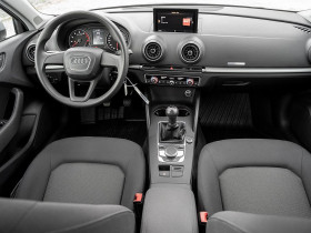 Audi A3 Berline TFSI 115  occasion  Beaupuy - photo n2