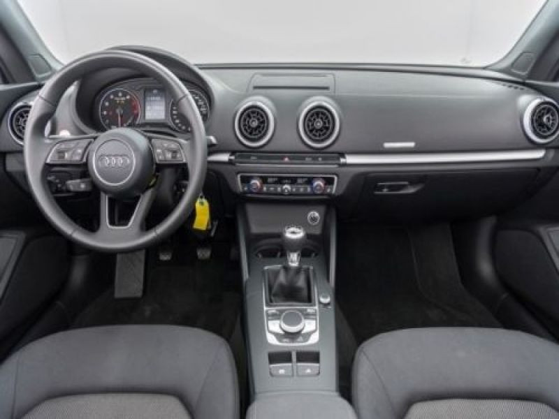 Audi A3 Cabriolet 1.5 TFSI 150 cv  occasion à Beaupuy - photo n°2