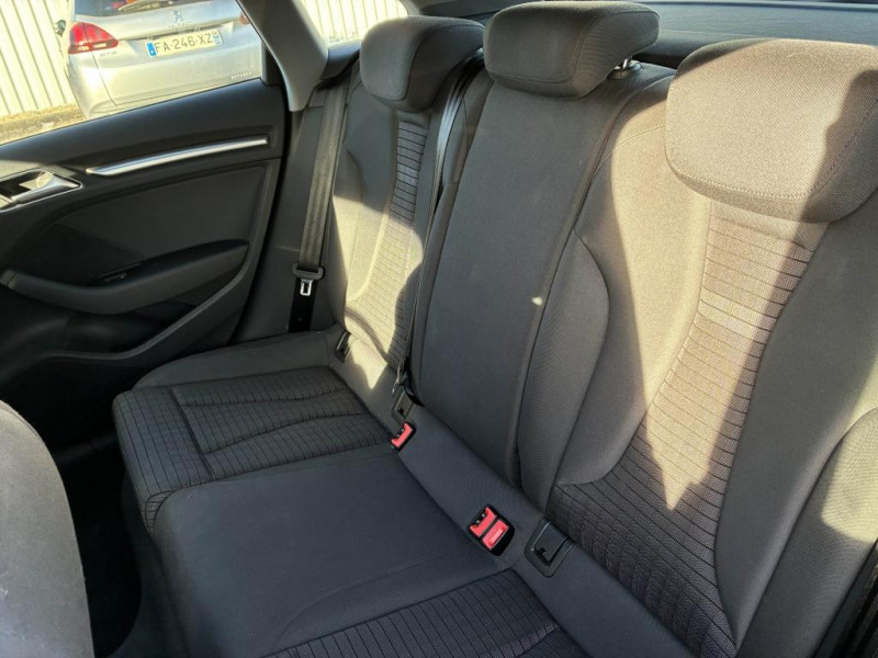 Audi A3 Sportback 1.5 TFSI CoD 150ch S-Tronic 7  Sport + full options  occasion � M�rignac - photo n�17
