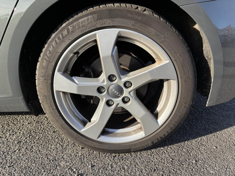 Audi A3 Sportback 1.5 TFSI CoD 150ch S-Tronic 7  Sport + options  occasion  Mrignac - photo n11