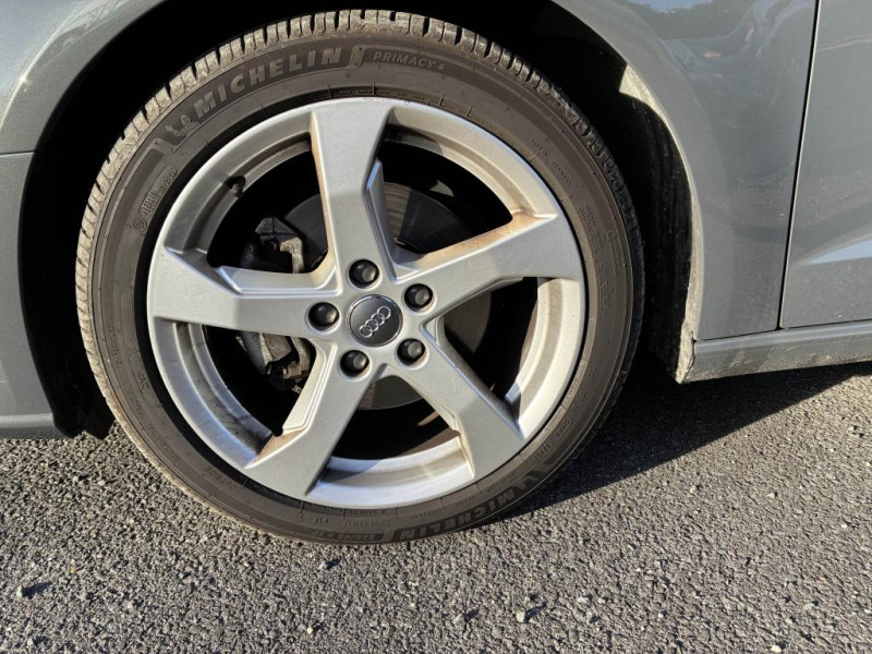 Audi A3 Sportback 1.5 TFSI CoD 150ch S-Tronic 7  Sport + options  occasion  Mrignac - photo n13