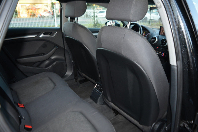 Audi A3 Sportback 1.6 TDI 110CH BUSINESS LINE 2017 - photo n°14 Audi A3 Sportback 1.6 TDI 110CH BUSINESS LINE  occasion à Toulouse - photo n°14