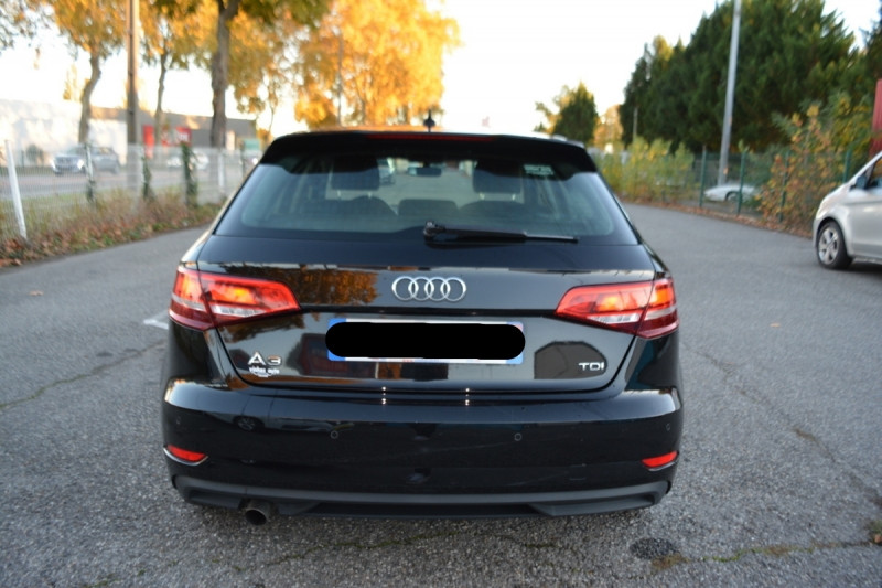 Audi A3 Sportback 1.6 TDI 110CH BUSINESS LINE 2017 - photo n°7 Audi A3 Sportback 1.6 TDI 110CH BUSINESS LINE  occasion à Toulouse - photo n°7