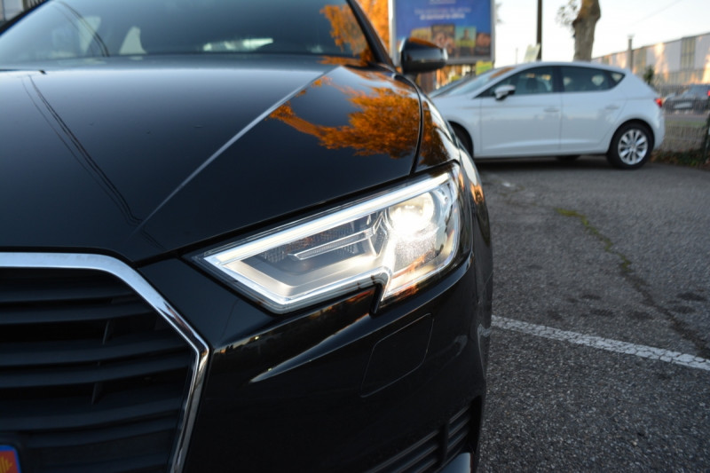Audi A3 Sportback 1.6 TDI 110CH BUSINESS LINE 2017 - photo n°4 Audi A3 Sportback 1.6 TDI 110CH BUSINESS LINE  occasion à Toulouse - photo n°4