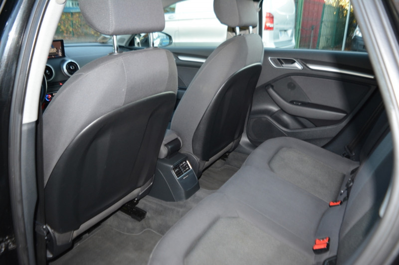 Audi A3 Sportback 1.6 TDI 110CH BUSINESS LINE  occasion � Toulouse - photo n�16