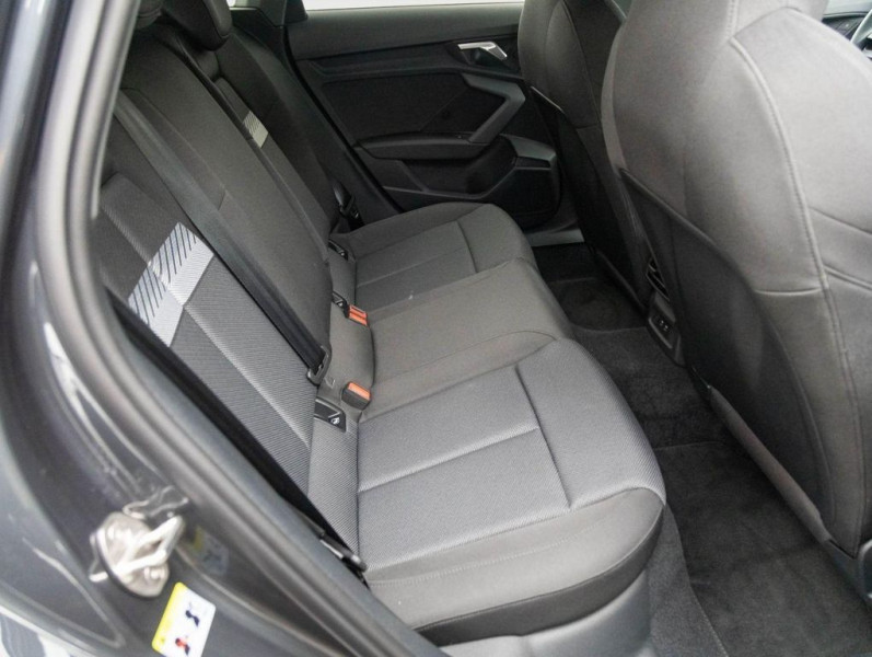 Audi A3 Sportback 30 TDI 116 BVA  occasion  Beaupuy - photo n6